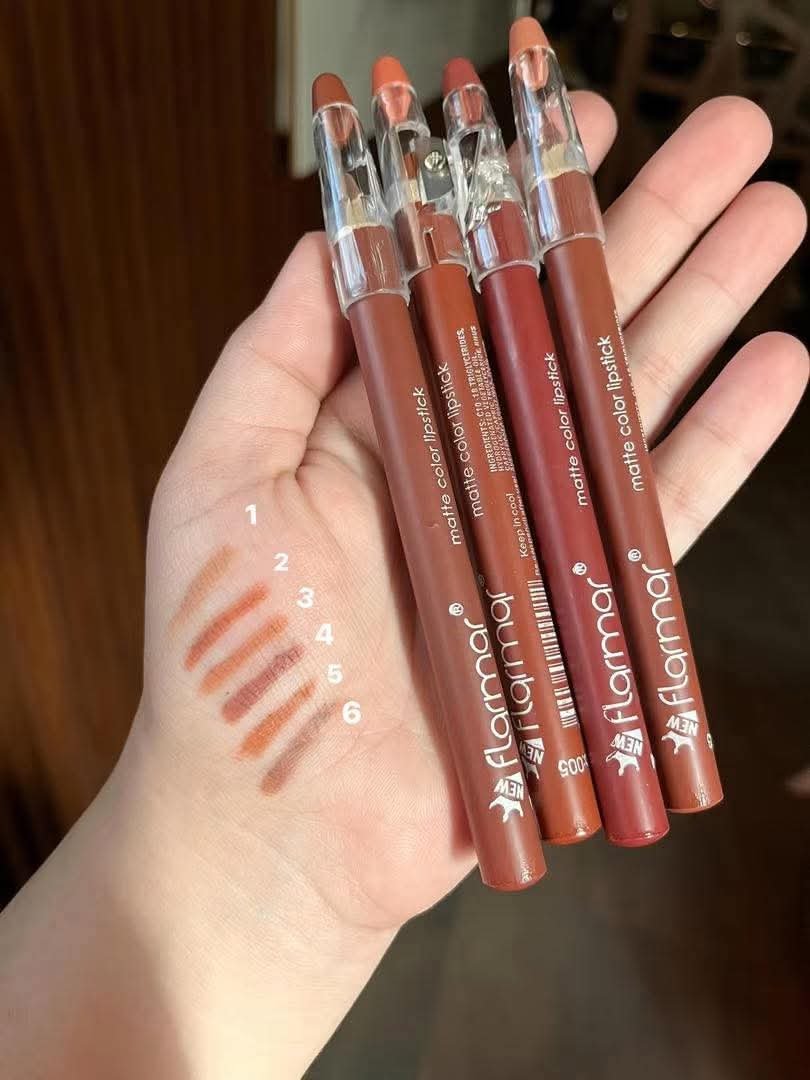 Flomar lip liner